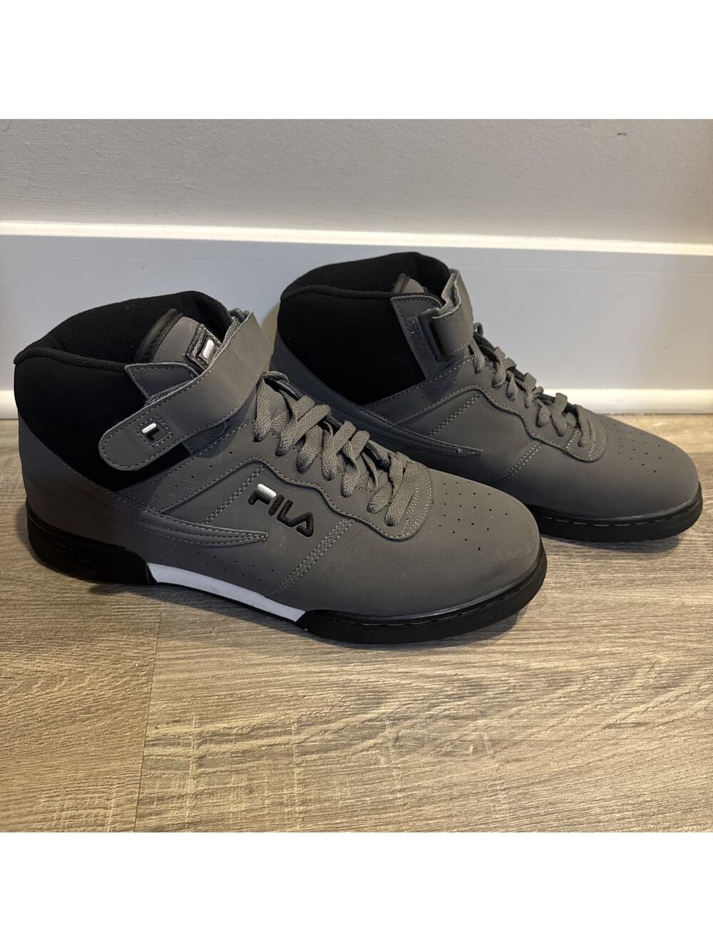 Fila Vulc Sneakers Men’s Size 12 Grey, Black And White High Top Basketball Shoe